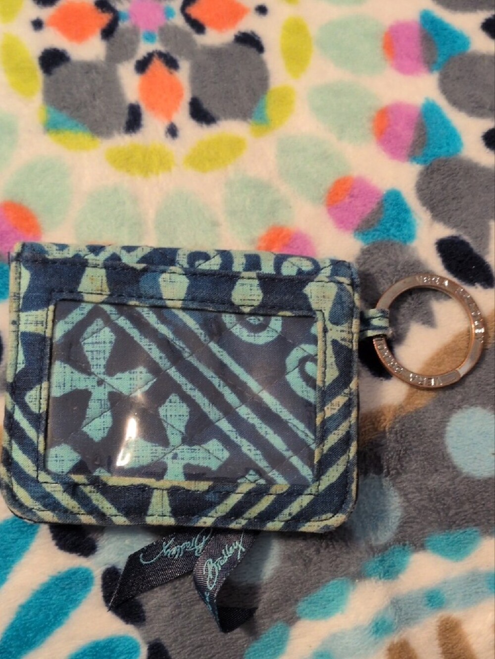 Vera Bradley Retired Ikat Island Lanyard And Card Holder - Picture 3 of 6